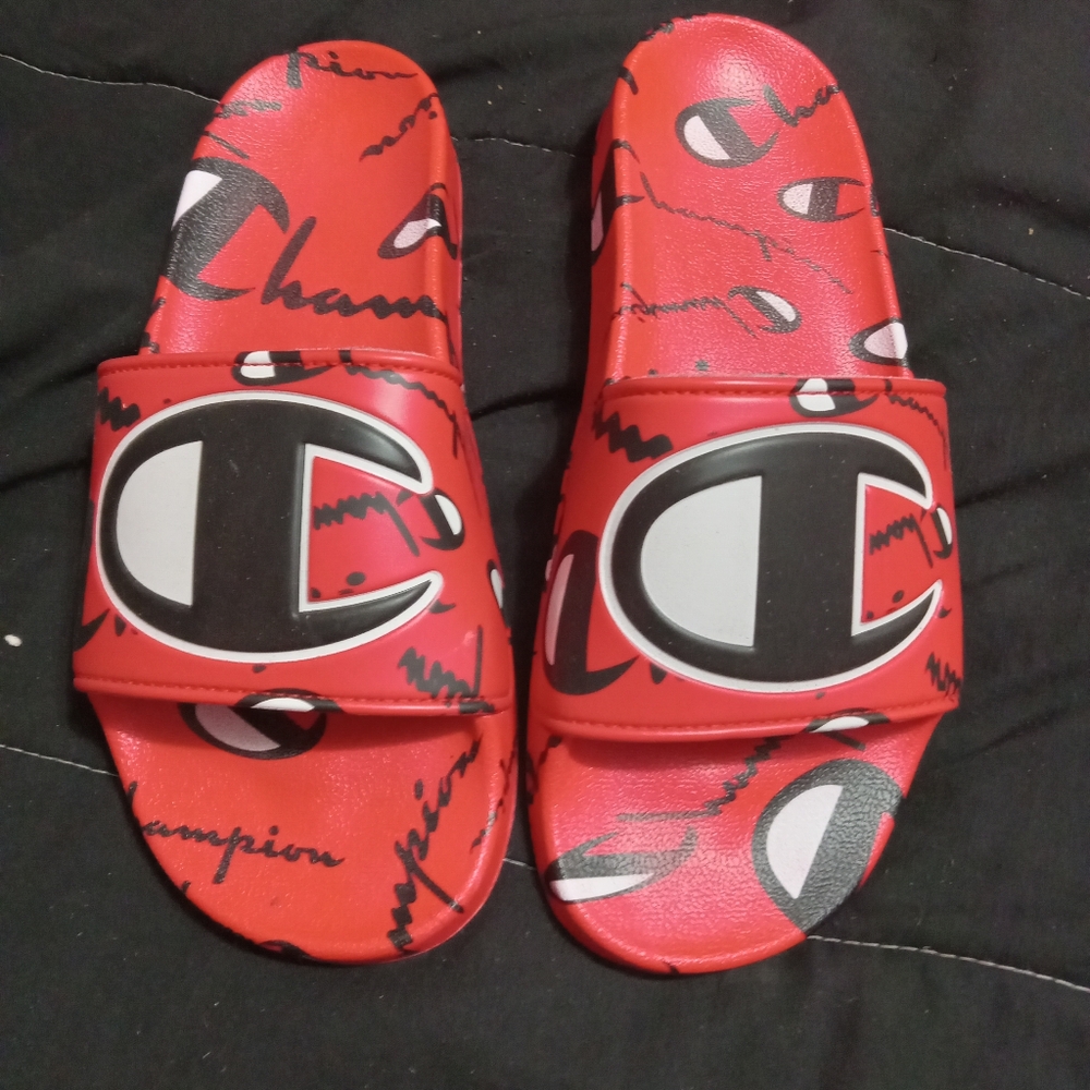 Champion slides size 7y